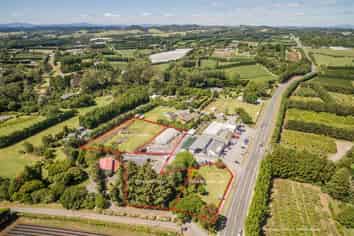 Green Field Potential in Prime Location...