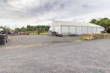 Green Field Potential in Prime Location...