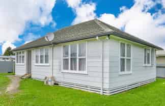 402 Kiwi Place, Camberley