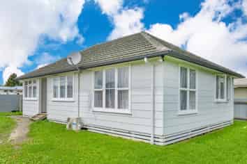 402 Kiwi Place, Camberley