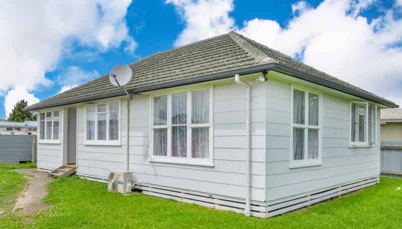 402 Kiwi Place, Camberley