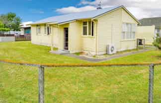 400 Kiwi Place, Camberley