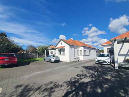 Fringe CBD - Did Someone Say Off Street Parking?