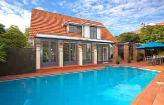 Auckland - Address withheld