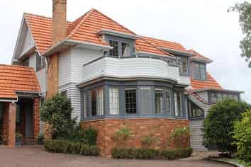 Auckland - Address withheld