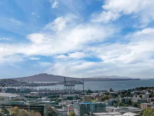 1402/8 Whitaker Place, Grafton