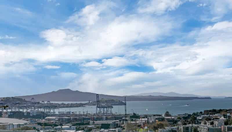 1402/8 Whitaker Place, Grafton