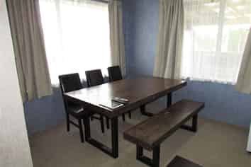 8 Reid Street, Blaketown