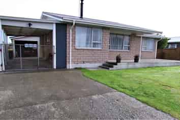 8 Reid Street, Blaketown