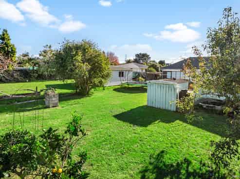 5 Devon Street, Te Atatu South