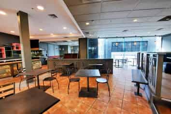 FULLY FITTED OUT BAR RESTAURANT