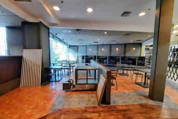 FULLY FITTED OUT BAR RESTAURANT