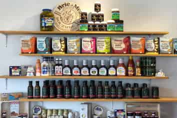 Ironique Cafe and Bar in Te Aroha