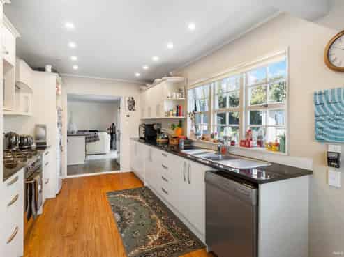 24 Third View Avenue, Beachlands