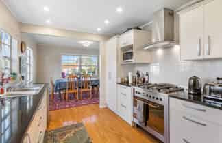 24 Third View Avenue, Beachlands