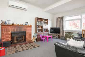 1031 Beatty Street, Mayfair