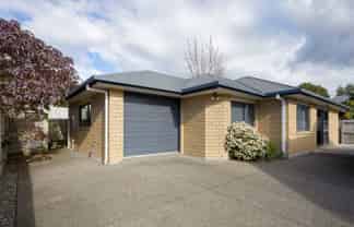 6A Sharyn Place, Brookfield