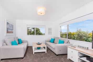 1/52 Arran Road, Browns Bay