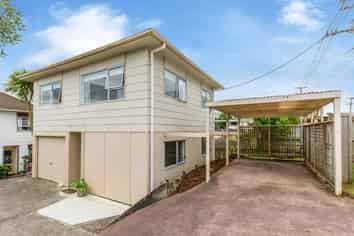1/52 Arran Road, Browns Bay