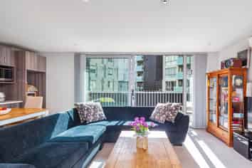 107/25 Don McKinnon drive, Albany