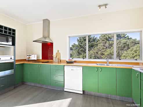 31 Arun Crescent, Southgate