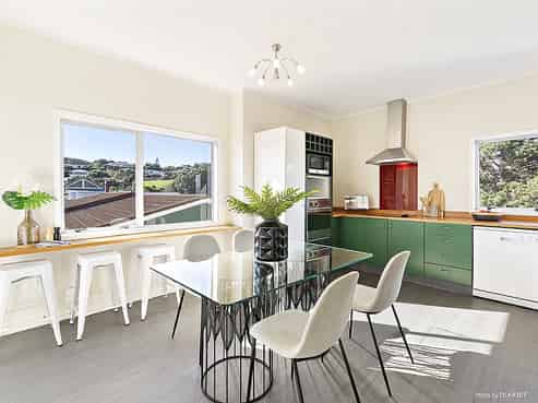 31 Arun Crescent, Southgate