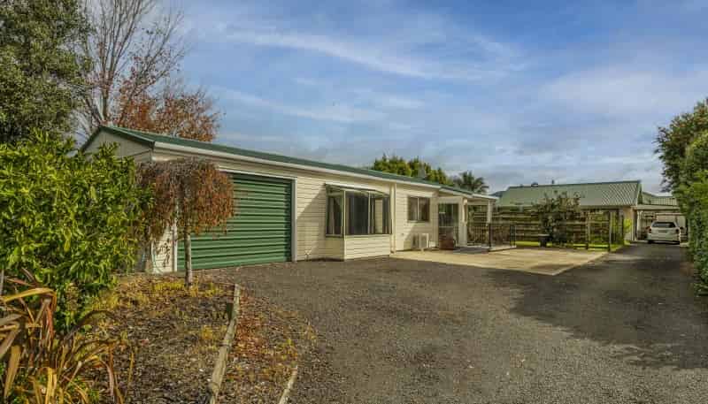 27a Nicholas Avenue, 