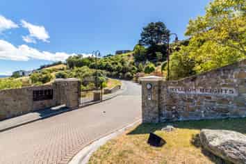 9 Hyllton Heights, Lyttelton