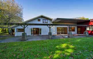 9 Onaero Beach Road, Onaero