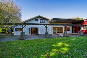 9 Onaero Beach Road, Onaero