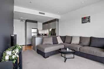 204/88 The Strand, Parnell