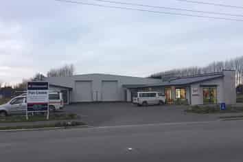 Warehouse / Showroom