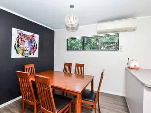 8B Madison Place, Dinsdale