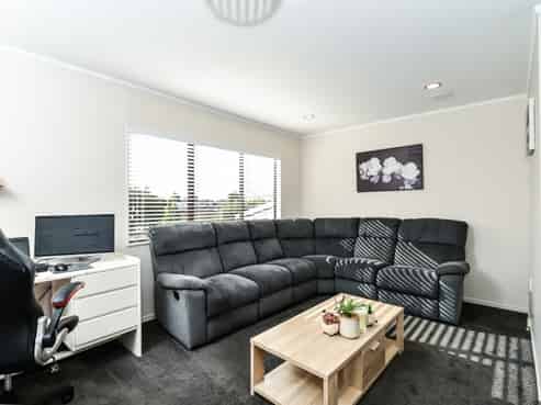 8B Madison Place, Dinsdale