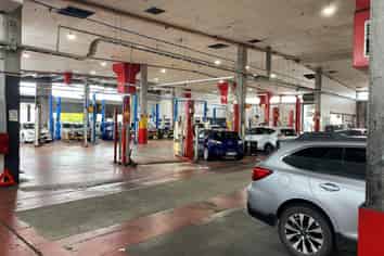 Warehouse/Office With Massive Yard!