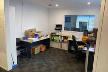 Warehouse/Office With Massive Yard!