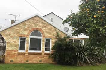 28 Wellington St, Hamilton East