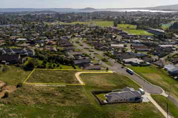 31 Great West Road, Westbrook