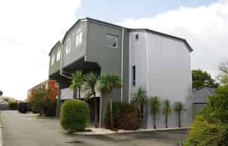 4/527 St Asaph Street, Linwood