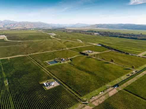 151 Guernsey Road, Wairau Valley