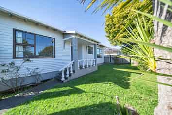 48 Dorset Avenue, Westown