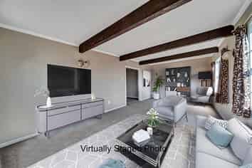 48 Dorset Avenue, Westown