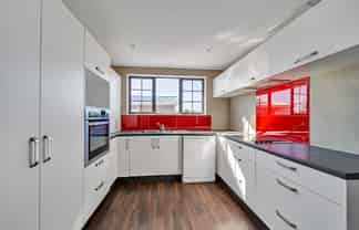 48 Dorset Avenue, Westown