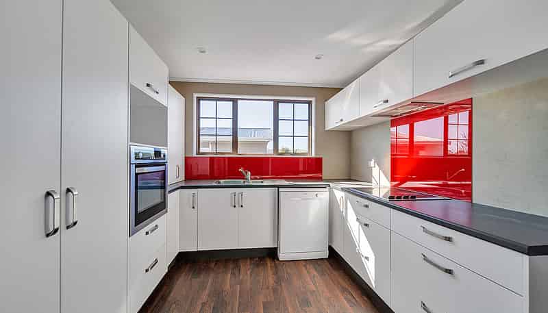 48 Dorset Avenue, Westown