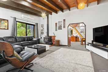 13 Turanga Road, Henderson Valley