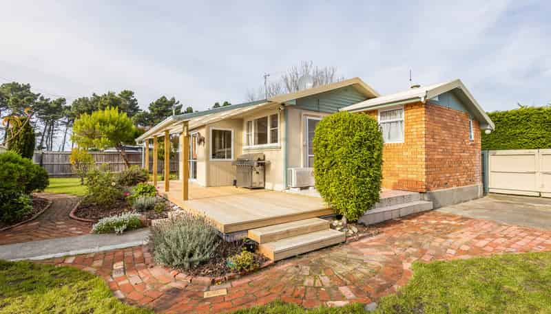 30 Chamberlain Avenue, 