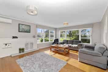 128 & 130 Tiroroa Avenue, Te Atatu South