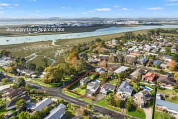 128 & 130 Tiroroa Avenue, Te Atatu South