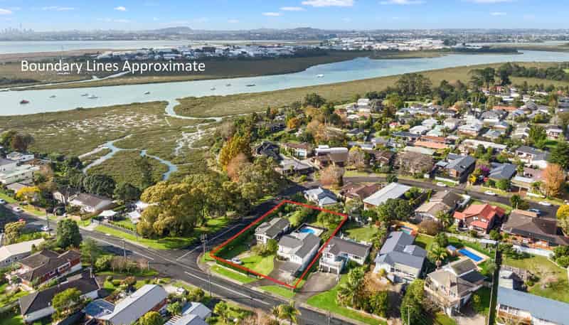 128 & 130 Tiroroa Avenue, Te Atatu South