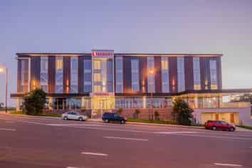 302/9 Kaipiho Lane, Albany